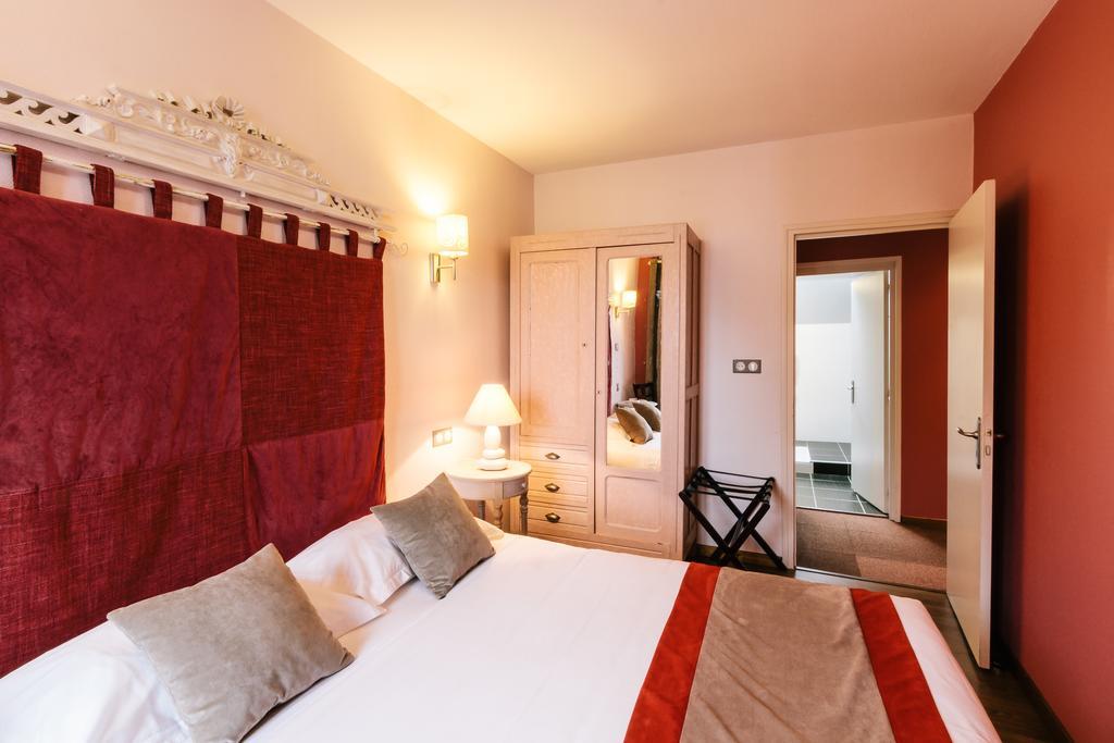 La Bonne Auberge Nouzerines ภายนอก รูปภาพ