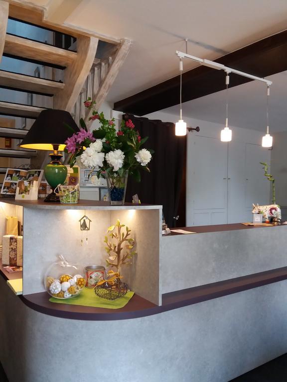 La Bonne Auberge Nouzerines ภายนอก รูปภาพ